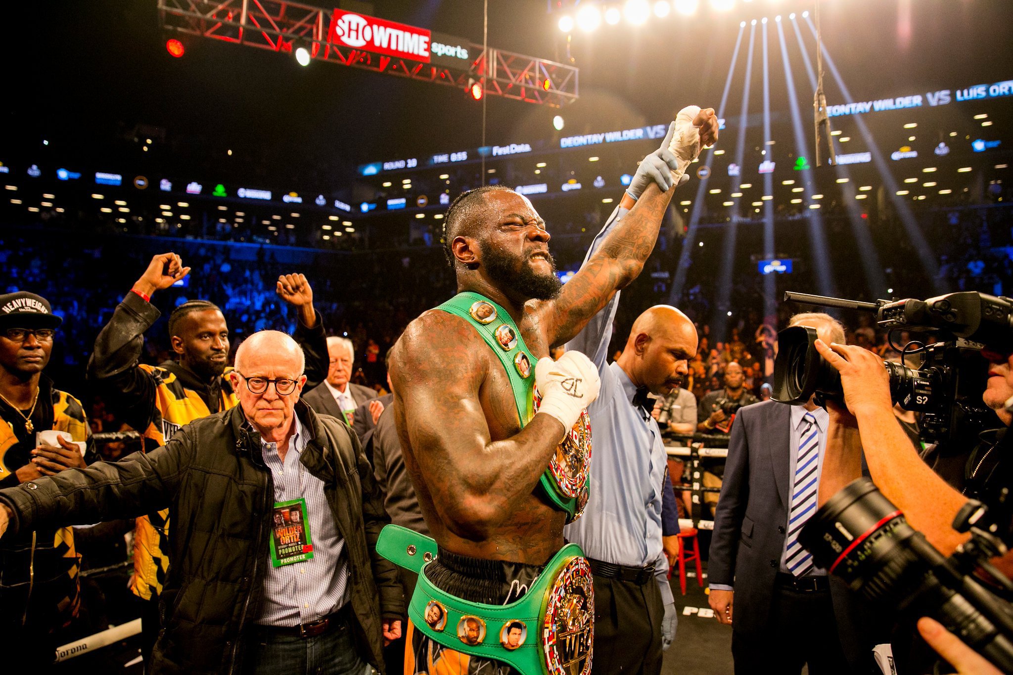 Deontay Wilder VS Luis Ortiz 10th Round Knocks Out www.HustleTV.tv Hustle