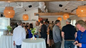 Choosing the Best DJ for Your Wedding Why DJ Hustle is the Perfect Choice